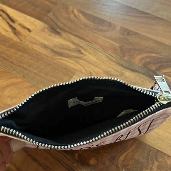 NWT Rae Dunn GRANDMA Zippered Pouch - Picture 8 of 13